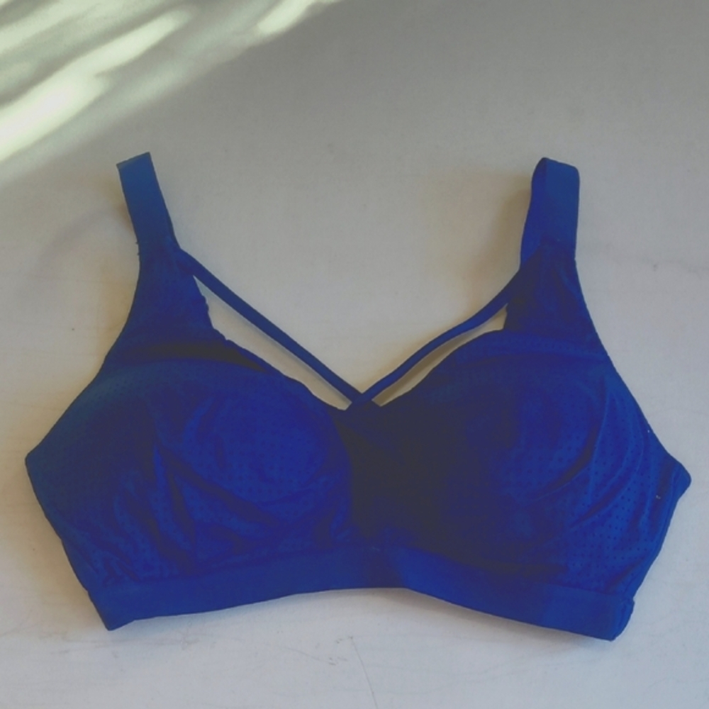 Victoria Sport Stylish Blue Cross-Front Bra Size 34D
